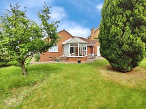 Photo 13- click for photo gallery